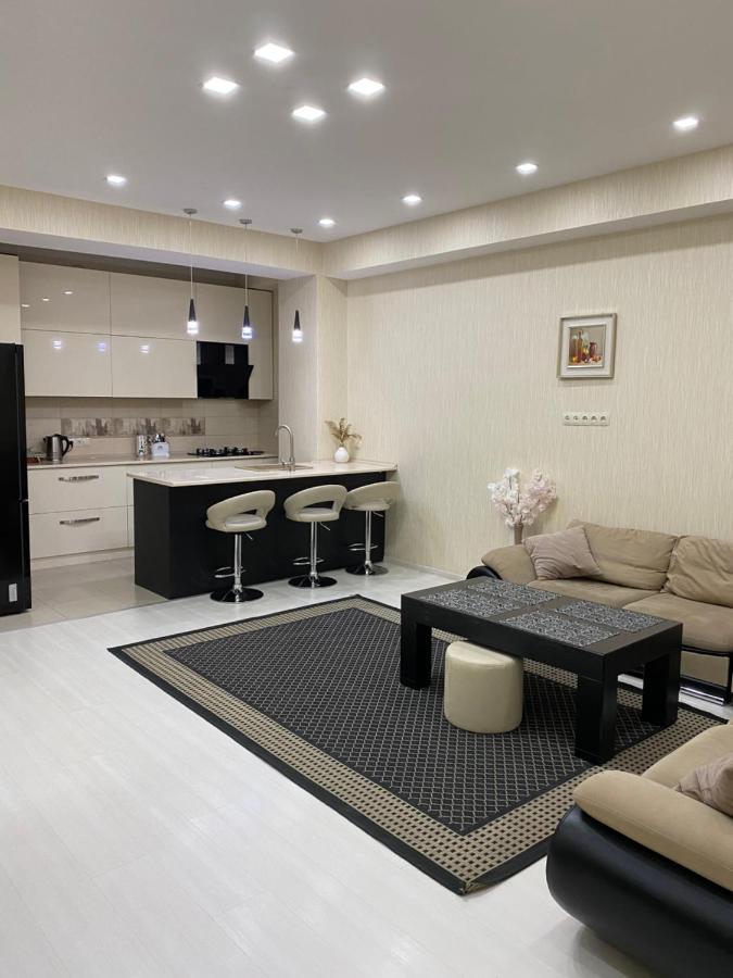 Apartment Vake Tbilisi Ngoại thất bức ảnh